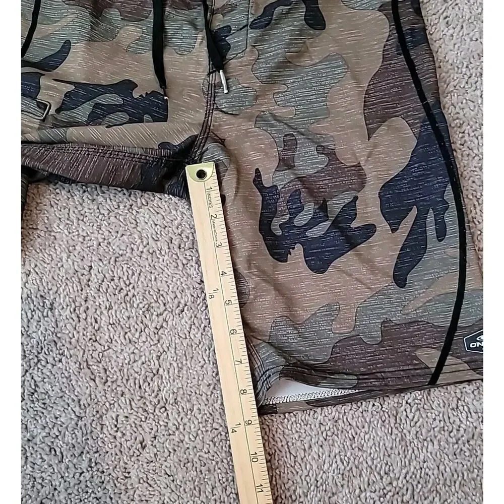 O’Neill Hyperfreak Camo Boardshorts – Mens 26 | Surf + Beach Style